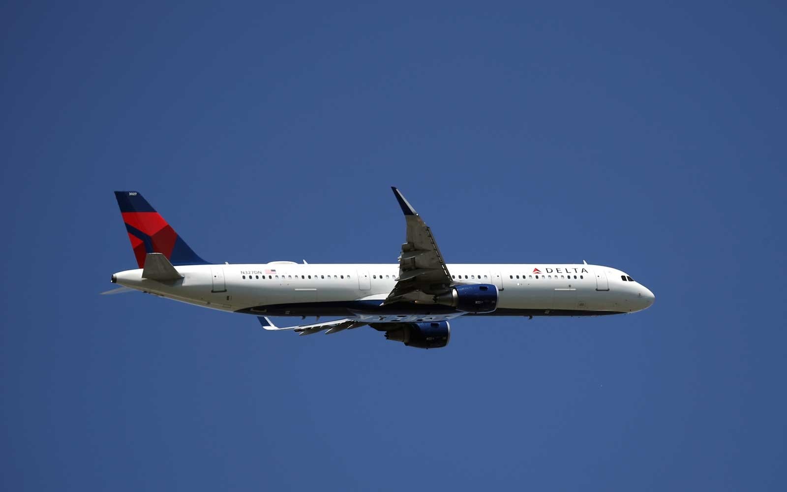 may bay roi tu do hon 9.000 m anh 2