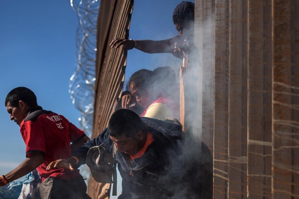 Tiet lo soc ve TT Trump muon tha ca sau de ngan di dan hinh anh