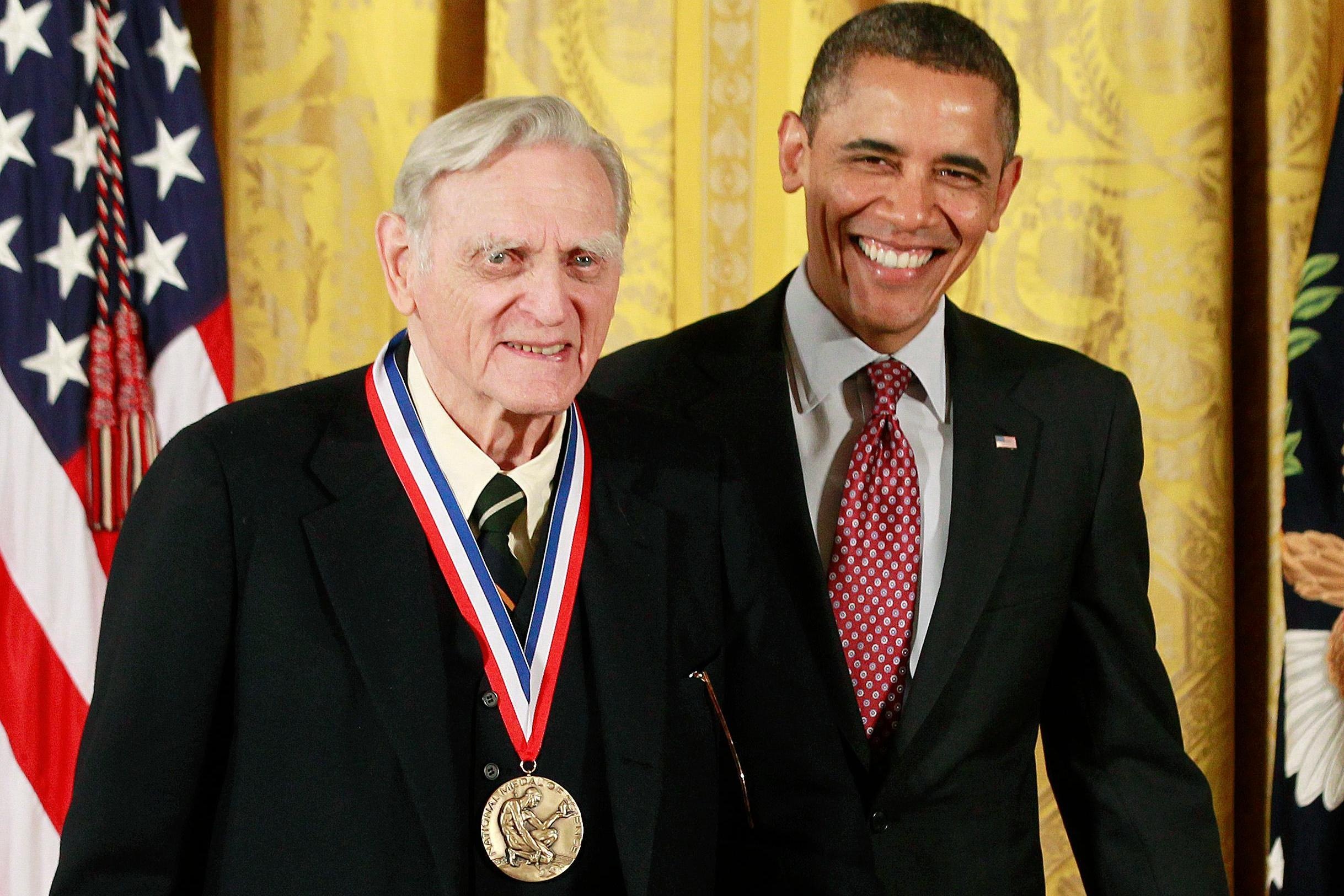 Nha khoa hoc 97 tuoi doat giai Nobel muon thay doi the gioi lan nua hinh anh