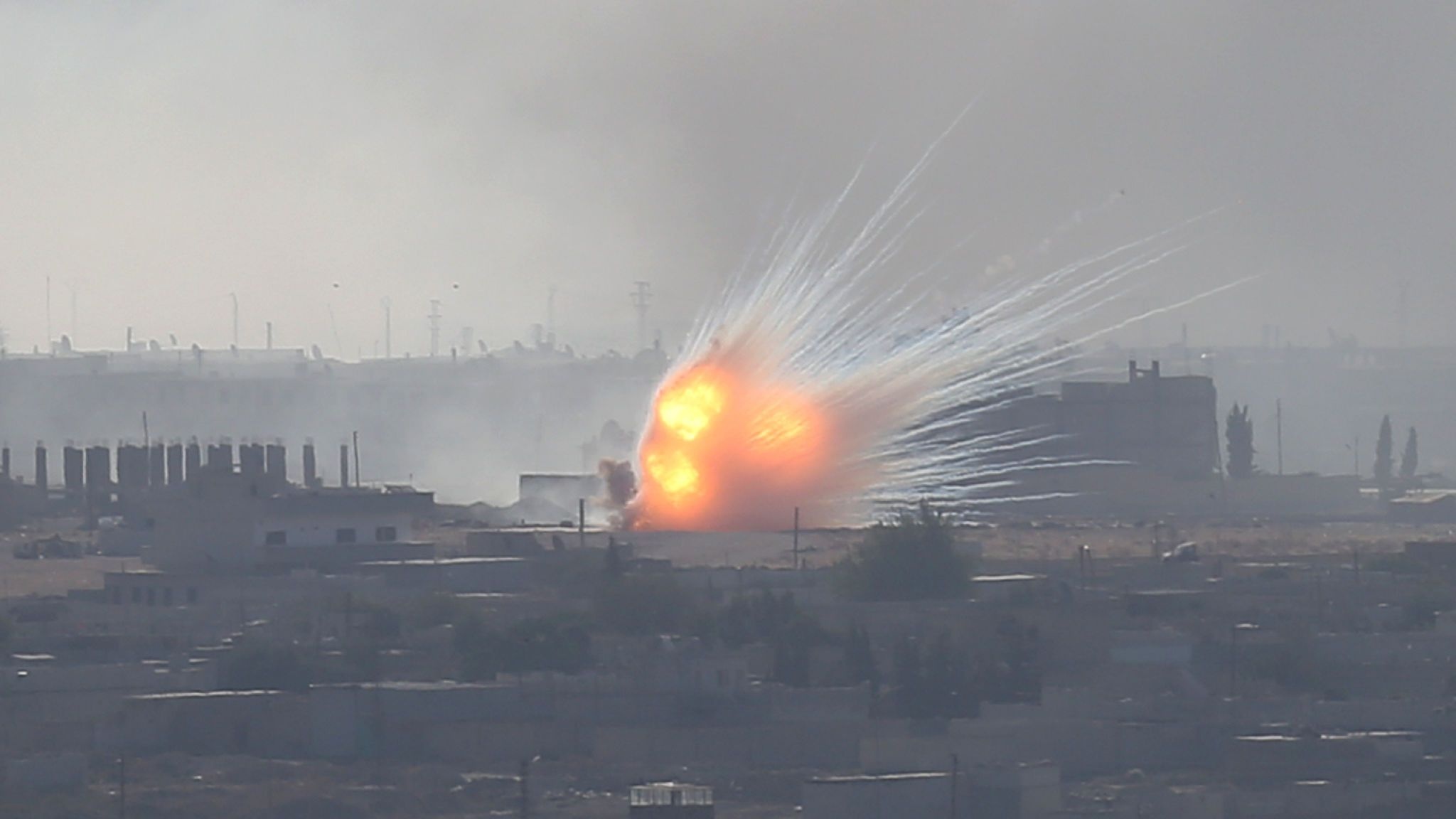 tu binh IS dao thoat anh 2