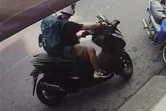 Ke do be tong xac nu dai gia bi lo vi xai tien nhu nuoc hinh anh