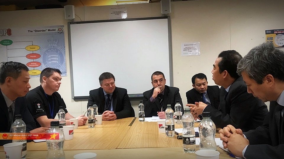 Vu 39 nguoi chet anh 1