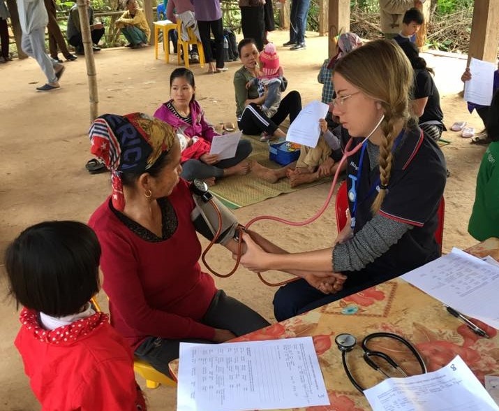 sinh vien Australia sang Viet Nam anh 2