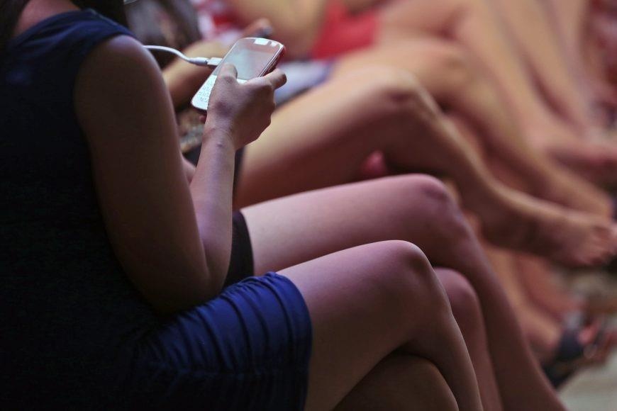 2 co gai Viet bi bat trong vu dot kich o mai dam Malaysia hinh anh