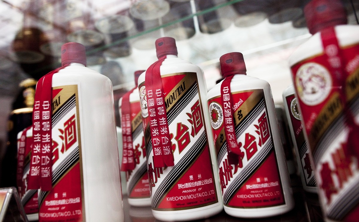 ruou nha lam chua con cong nghiep anh 1