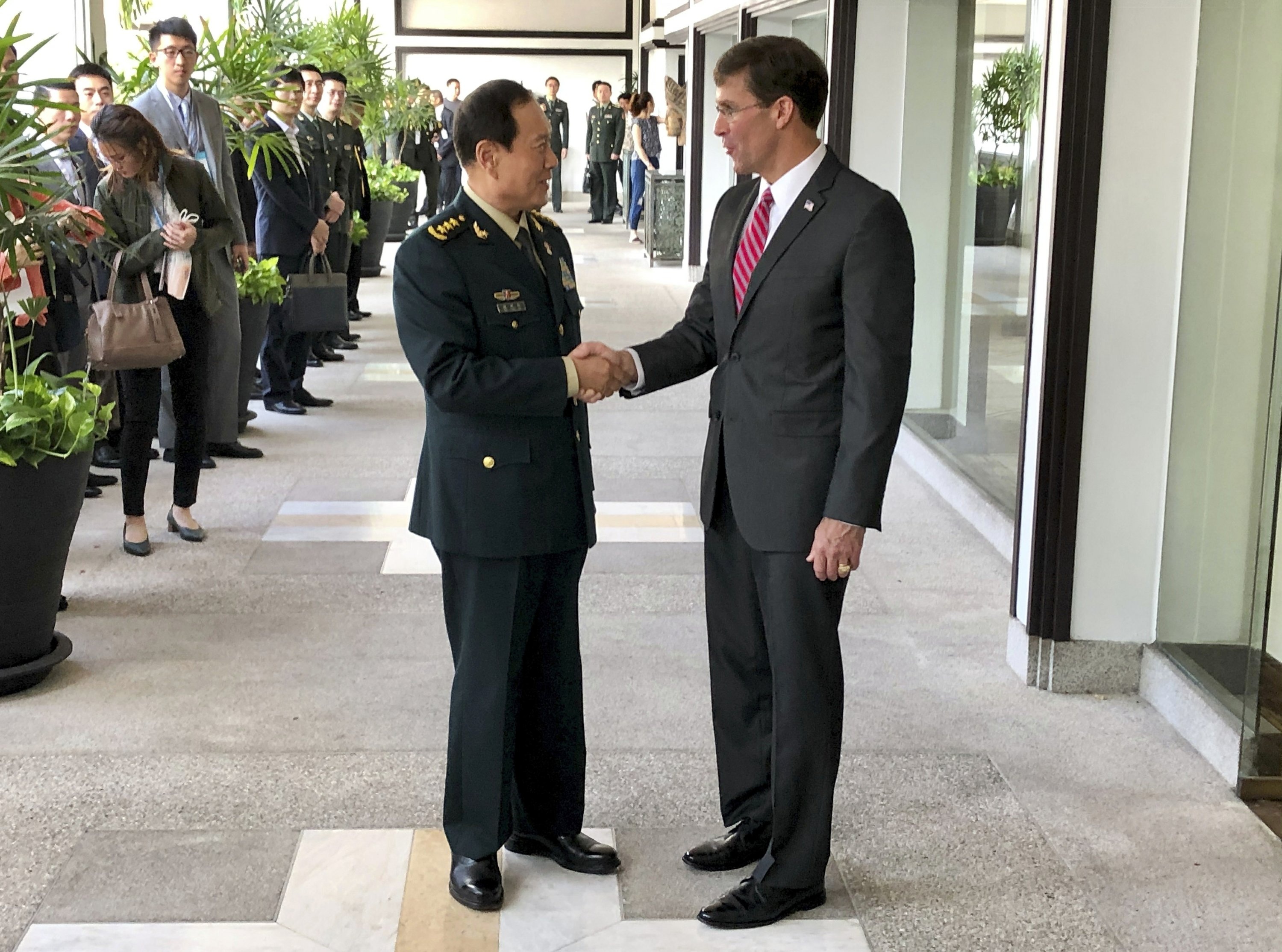 thi uy suc manh tren Bien Dong anh 1