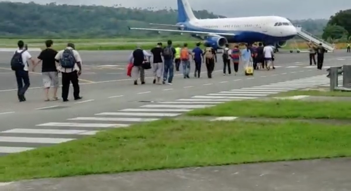 cấm nhà báo nhập cảnh vì loạt bài điều tra Trung Quốc ảnh 2 cam nha bao nhap canh vi loat bai dieu tra Trung Quoc anh 2