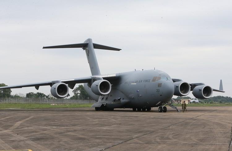 Chia tay can bo benh vien da chien len duong di Nam Sudan hinh anh