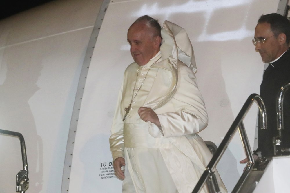 Giao hoang vach tran toi ac vu khi hat nhan tai diem den mo uoc hinh anh