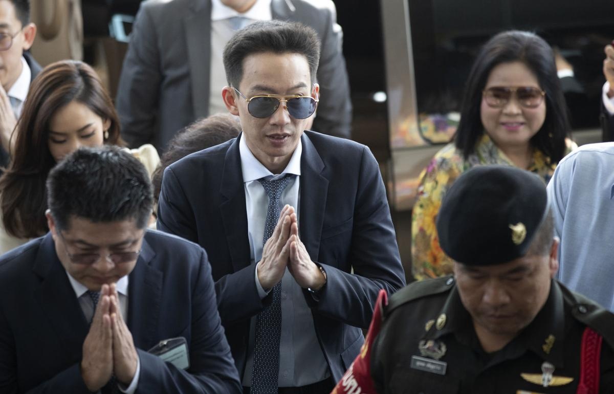 Con trai ong Thaksin anh 2