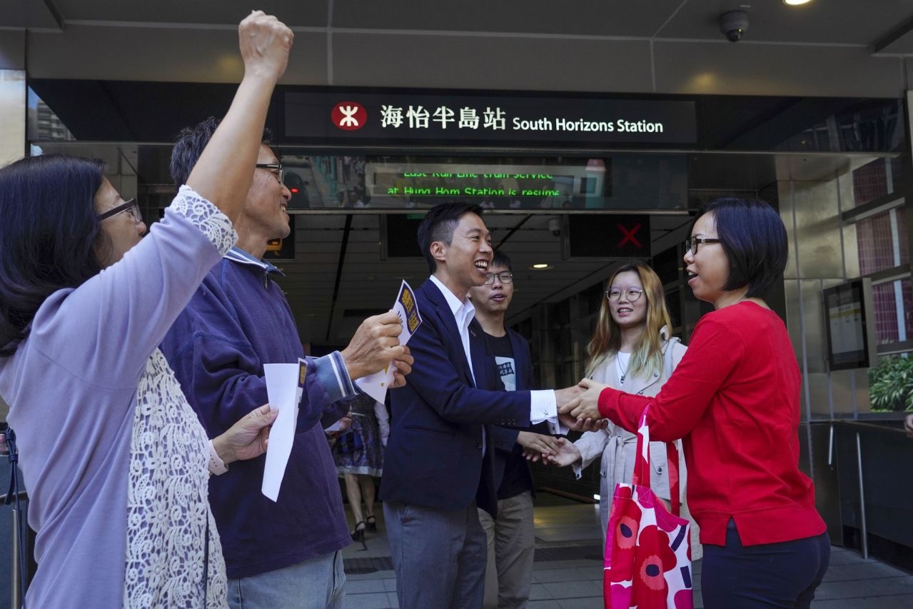 cú sốc bầu cử Hong Kong ảnh 2 cu soc bau cu Hong Kong anh 2