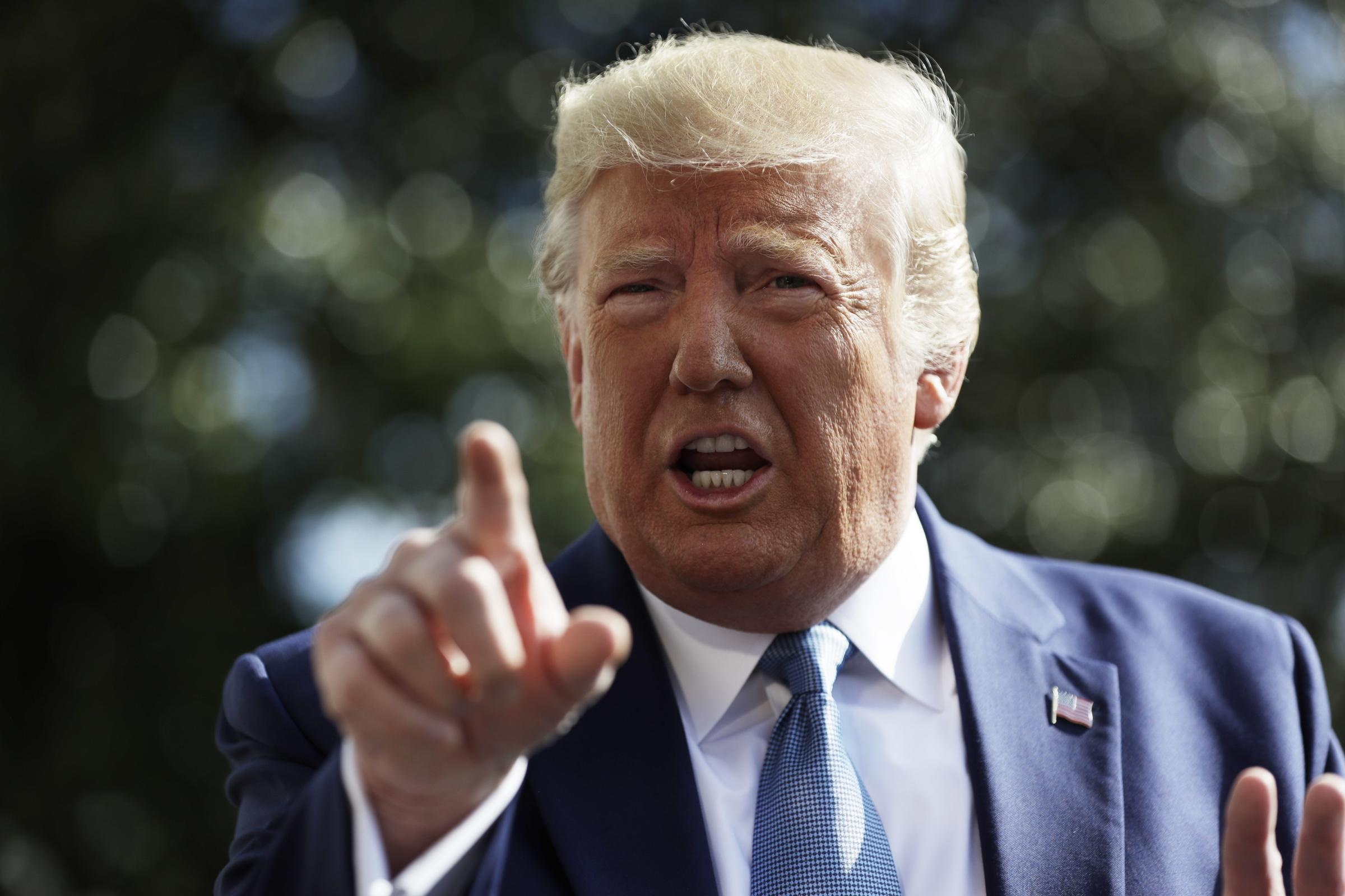 Hau truong cuoc hop tim cach giup ong Trump tai vi hinh anh