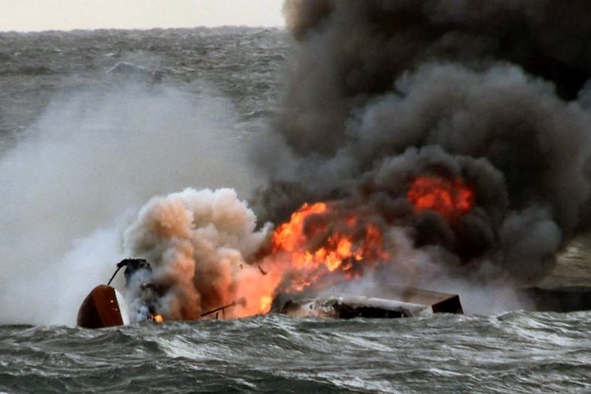 Tim thay thi the 1 nguoi Viet trong vu chim tau ca o Han Quoc hinh anh