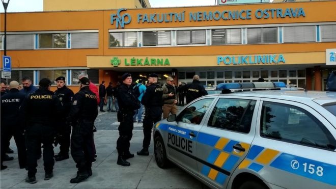 xa sung tai benh vien anh 1