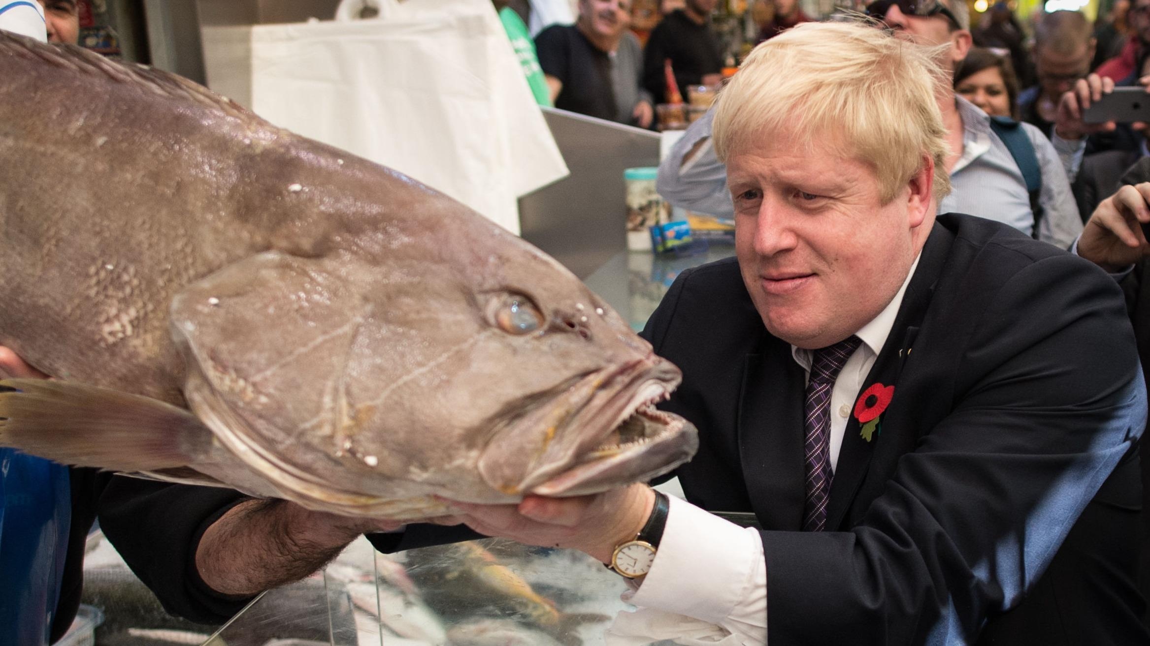 Thu tuong Anh tron canh phong vien trong kho dong lanh hinh anh