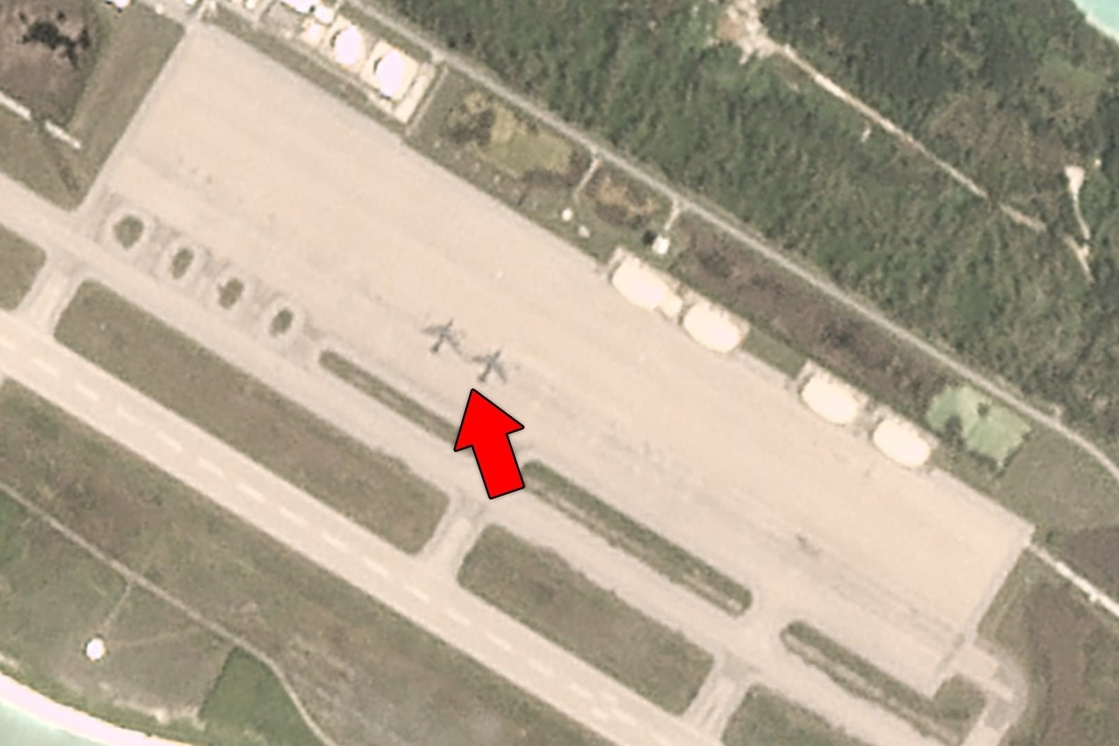 'Phao dai bay' B-52 My da den can cu nam sat Iran hinh anh