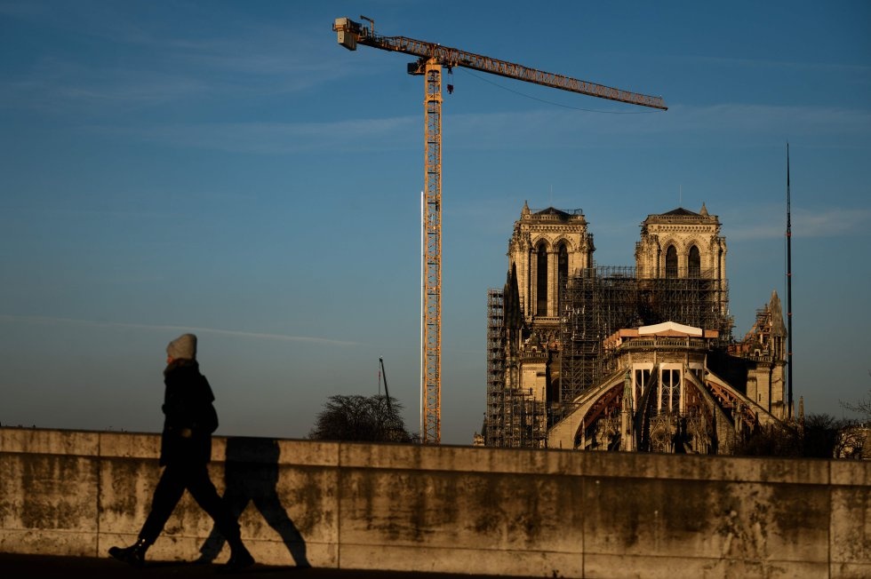 Nha tho Duc Ba Paris mo ho ve so phan anh 1