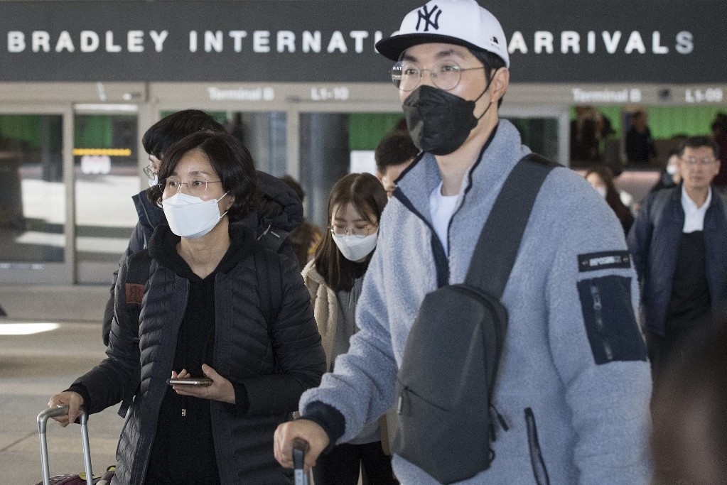 Suc ep gia tang len TT Trump ve chien luoc ung pho virus corona hinh anh