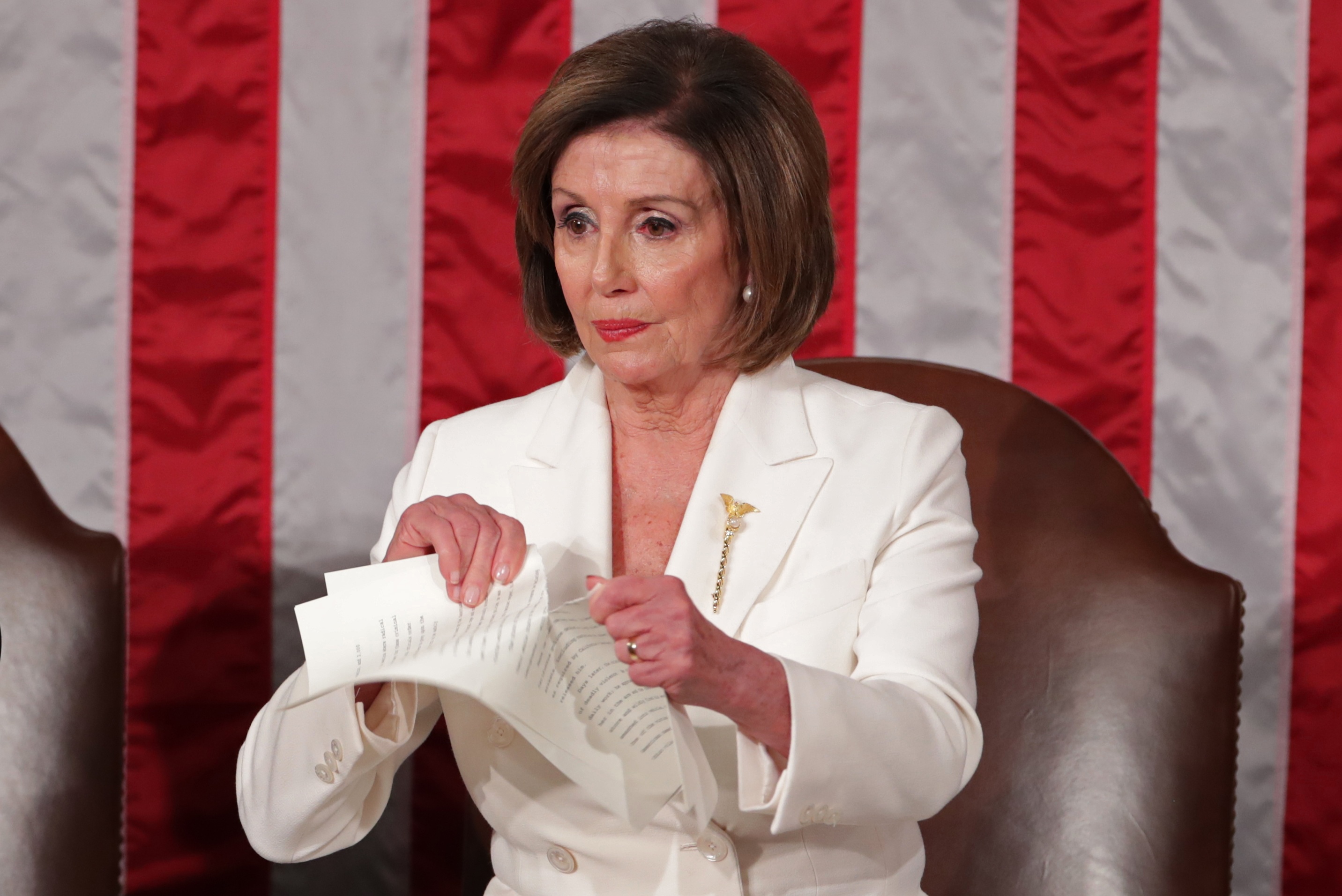 Chu tich Ha vien xe Thong diep Lien bang ngay canh TT Trump hinh anh