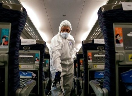 Du khach TQ chet o Phap, ca tu vong vi virus corona dau tien o chau Au hinh anh