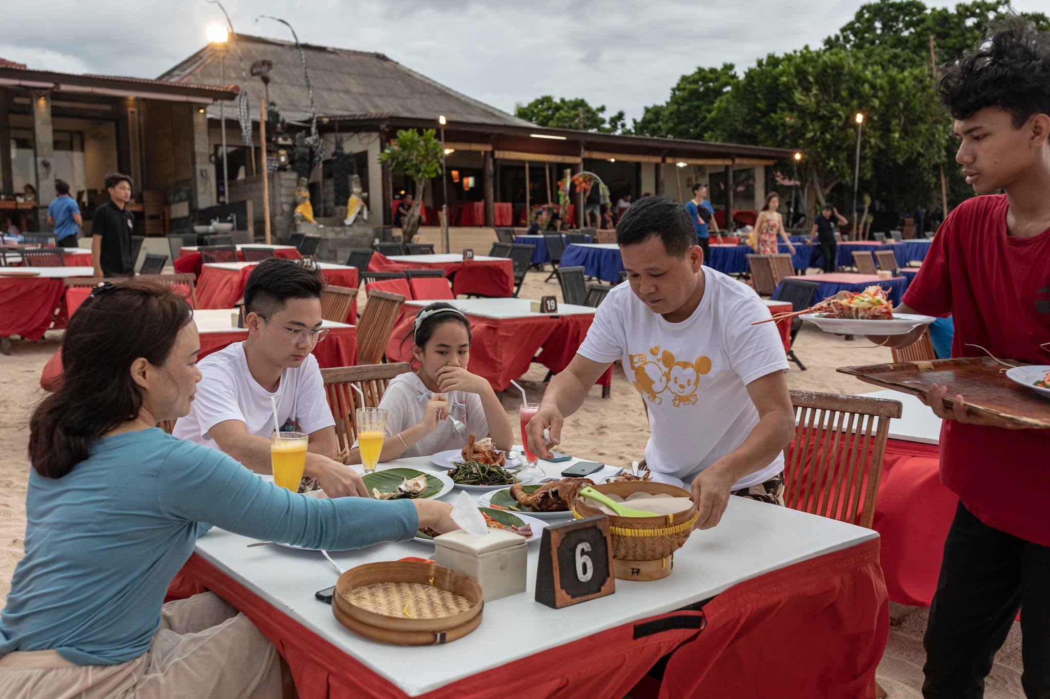 Indonesia la vung khong virus corona anh 1