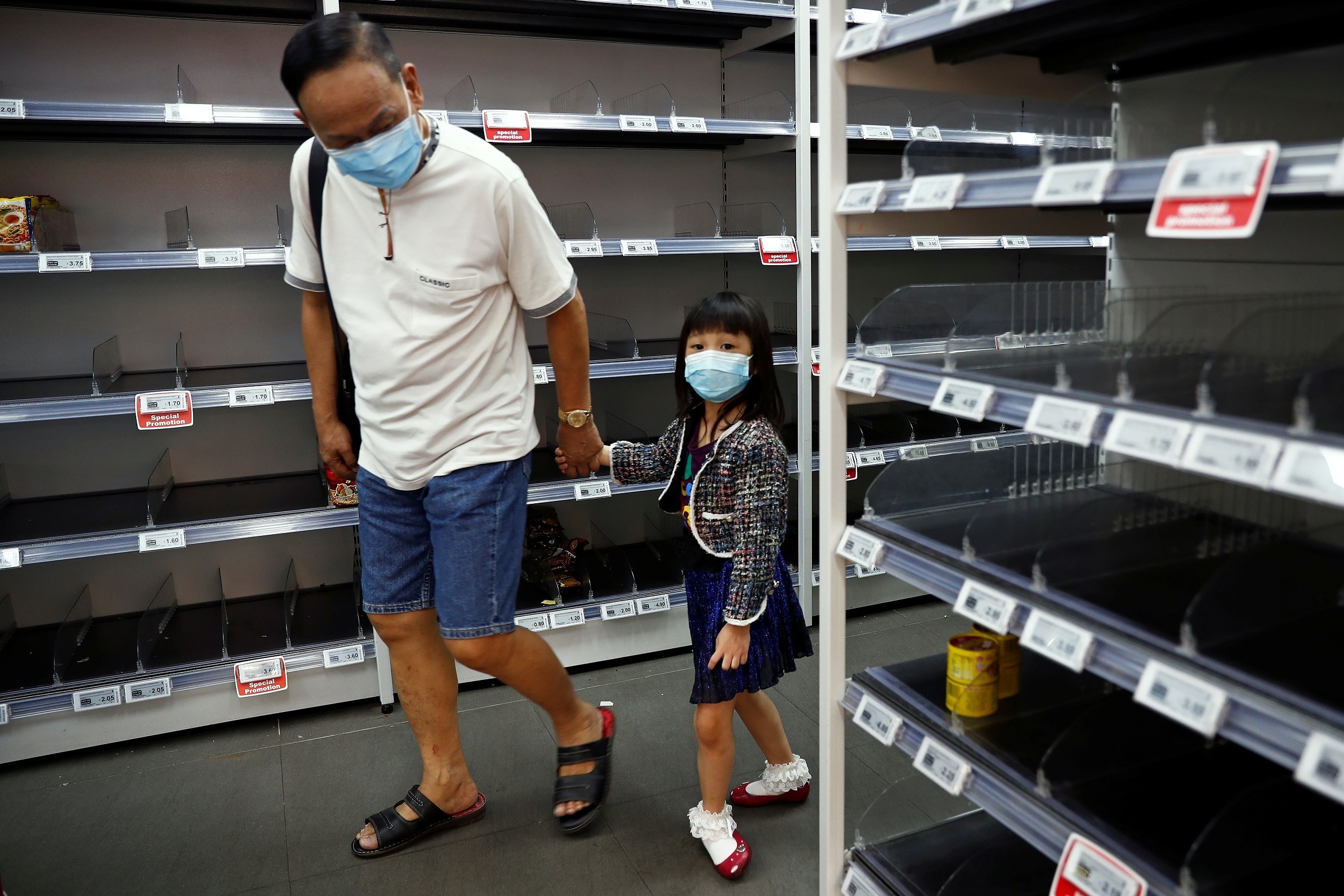 Bung phat dich corona ben ngoai Trung Quoc 'chi moi bat dau' hinh anh