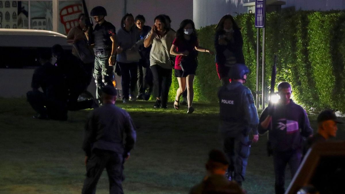 quan nhan Thai xa sung dam mau anh 2