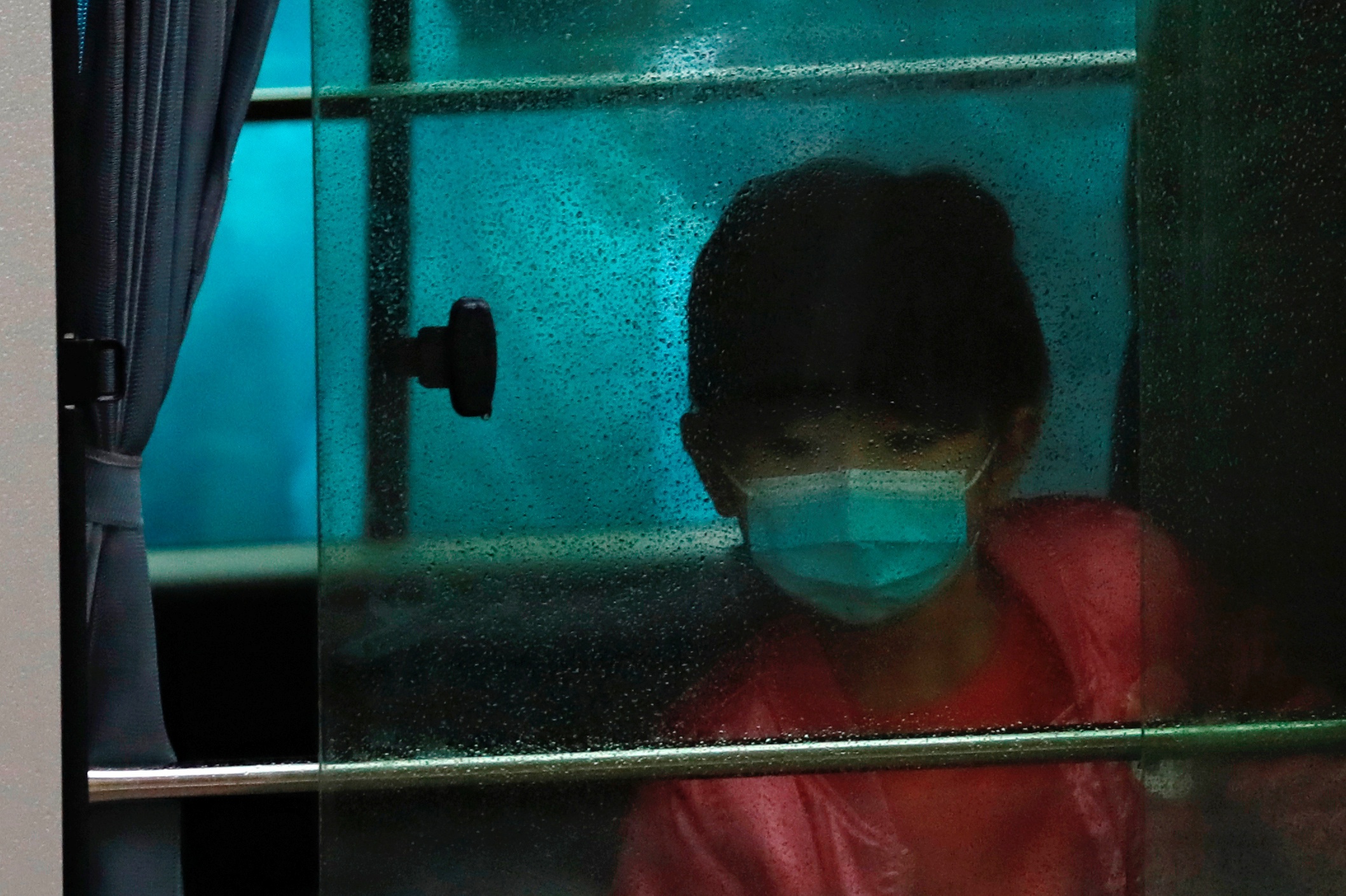 Truong hoc Hong Kong tiep tuc dong cua den thang 3 vi dich corona hinh anh