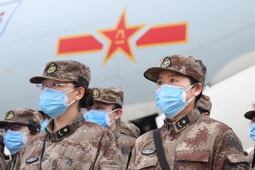 Ong Tap dieu 2.600 quan y tang vien Vu Han chong virus corona hinh anh