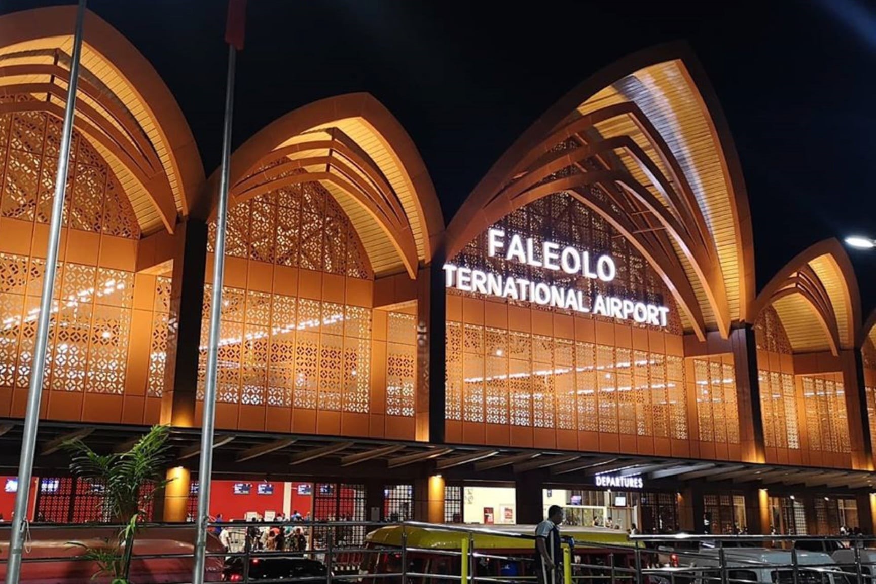 Samoa cam 8 cong dan ve nuoc vi qua canh o Singapore hinh anh