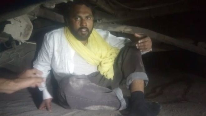 chu re bi gia dinh co dau duoi danh anh 1