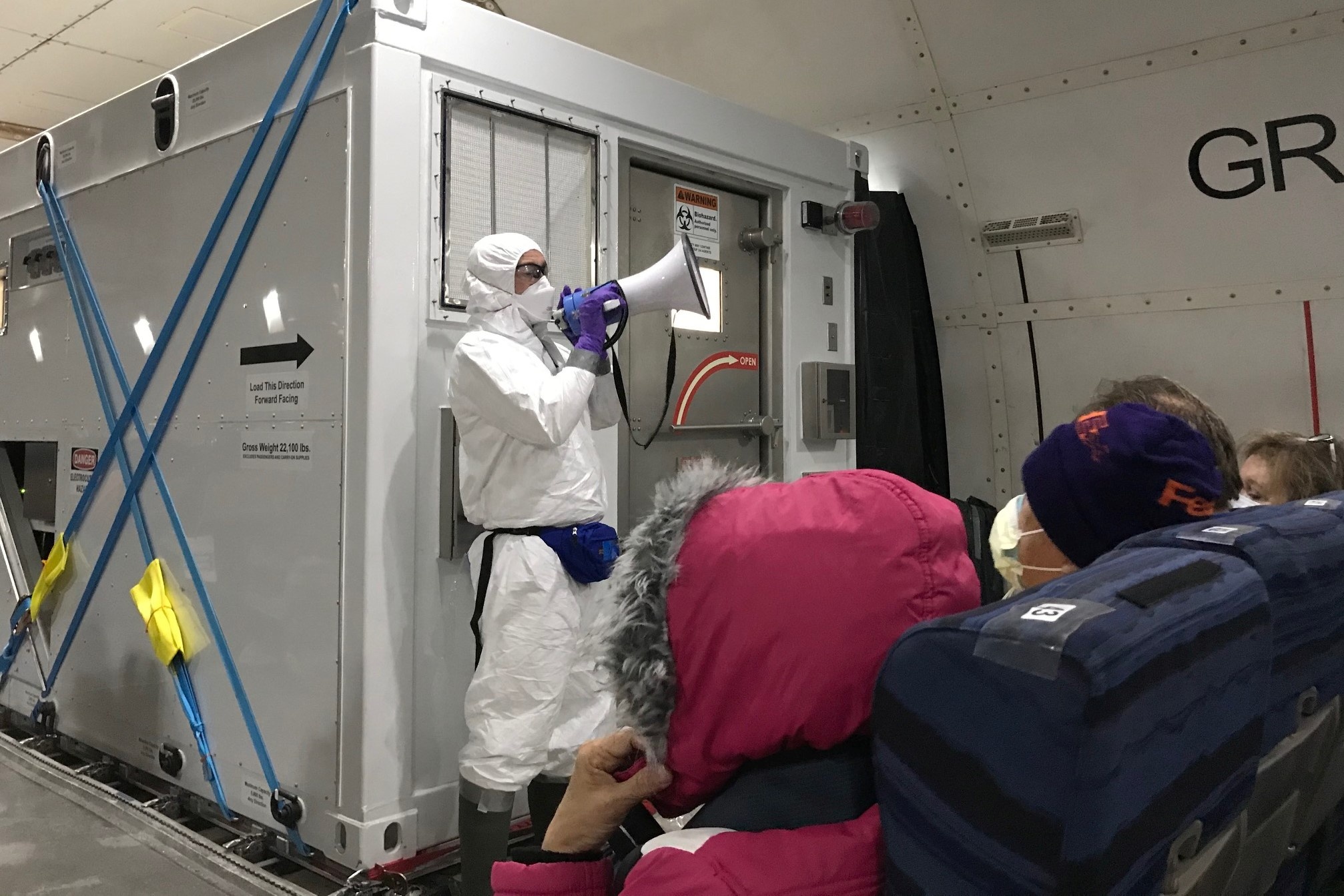 voi va so tan cong dan khoi du thuyen anh 3