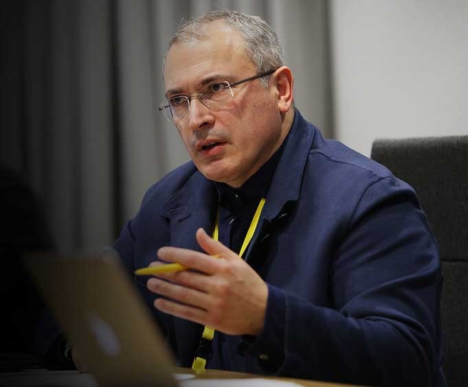 Toa Ha Lan bat Nga boi thuong 50 ty USD anh 1