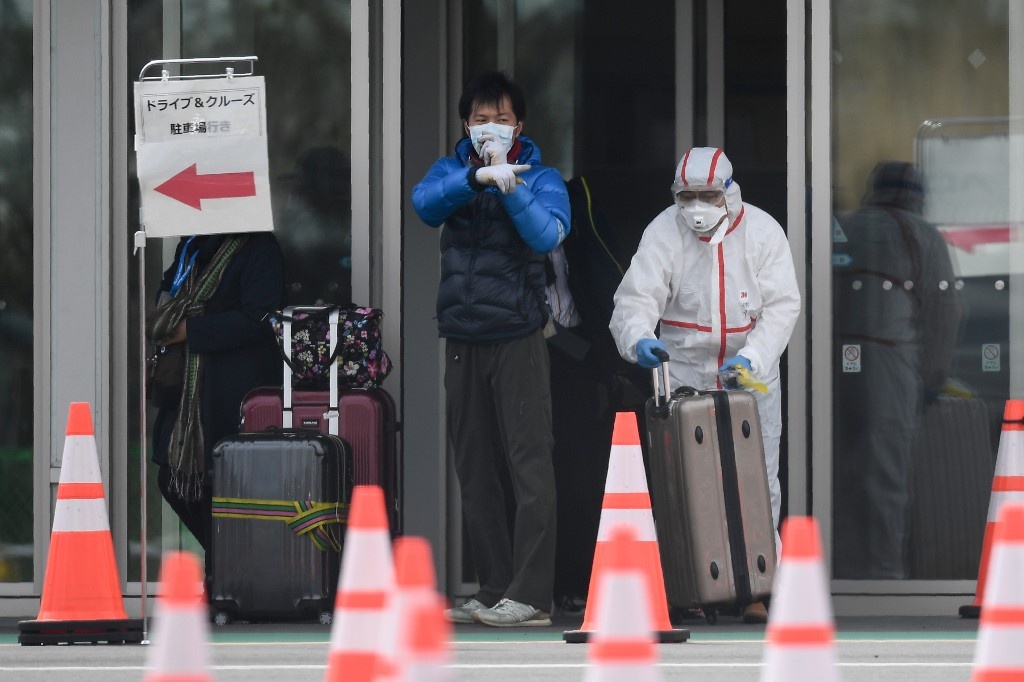 du khach dau tien duoc 'tha' khoi du thuyen anh 2