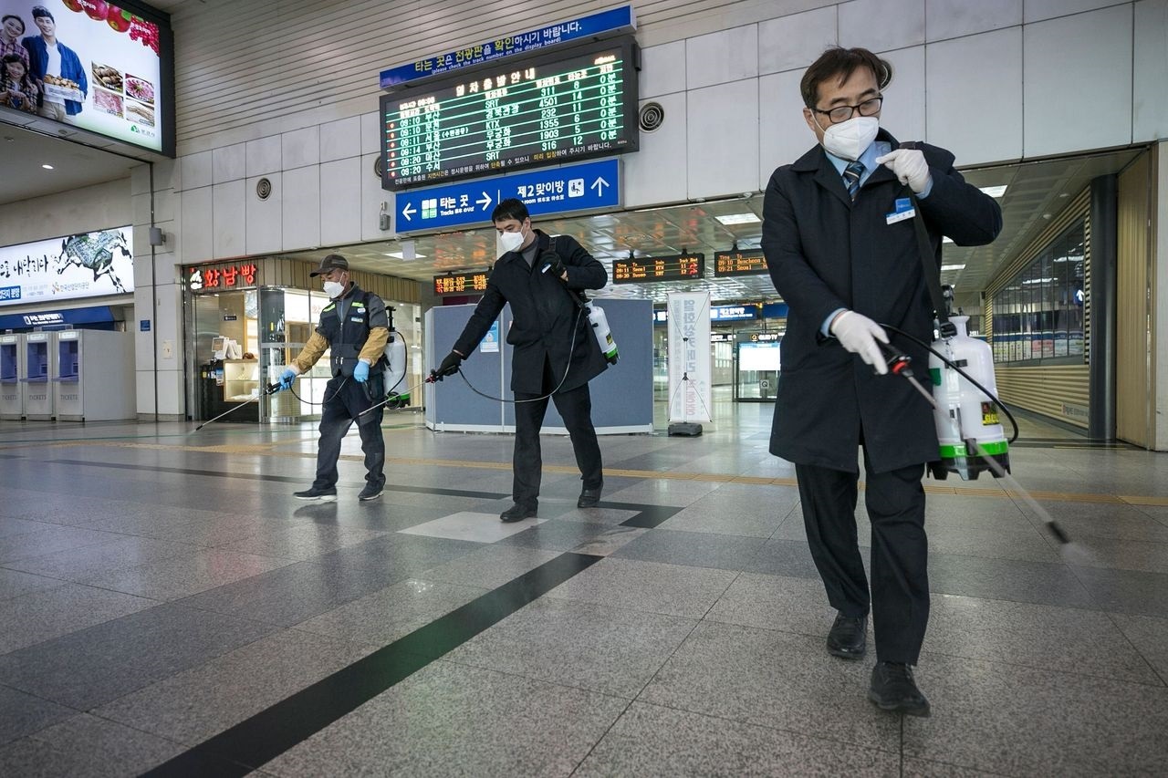 Tam dich o Han Quoc tro thanh thi tran ma anh 3