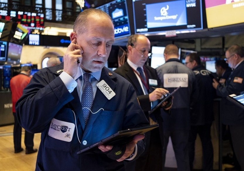 Dow Jones rot gia ky luc giua lo ngai virus corona hinh anh