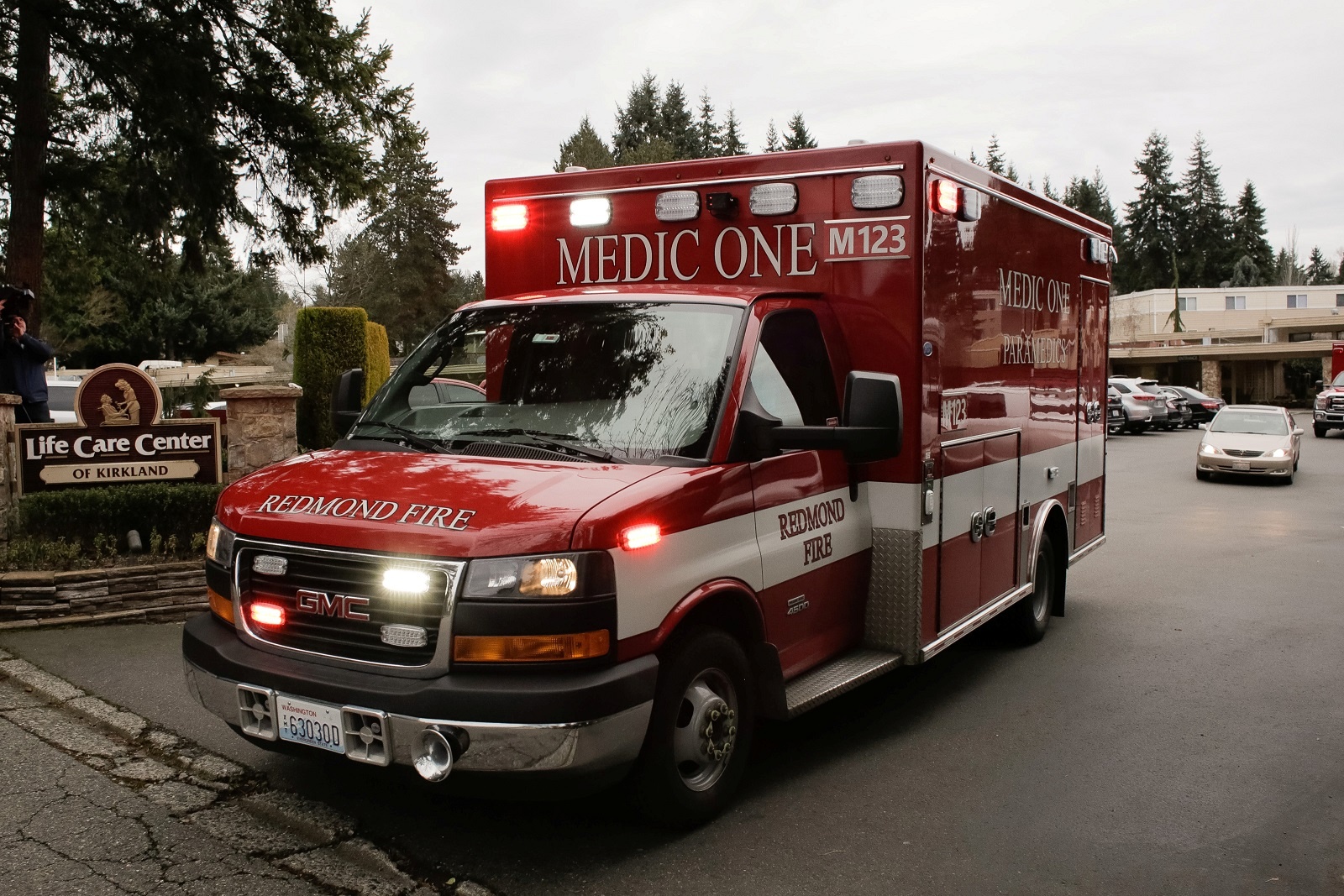 My co ca tu vong thu hai vi nhiem virus corona hinh anh