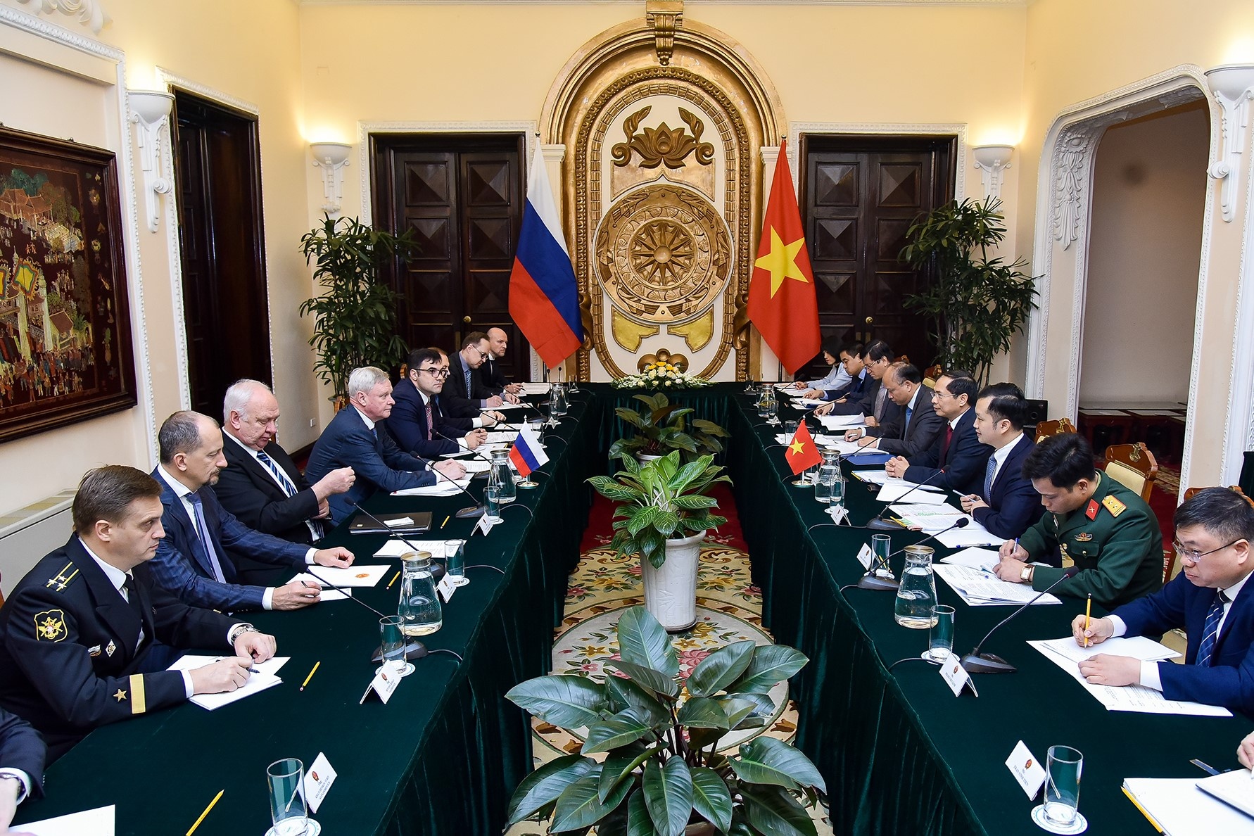 VN coi trong tieng noi, vai tro cua Nga trong cac van de toan cau hinh anh