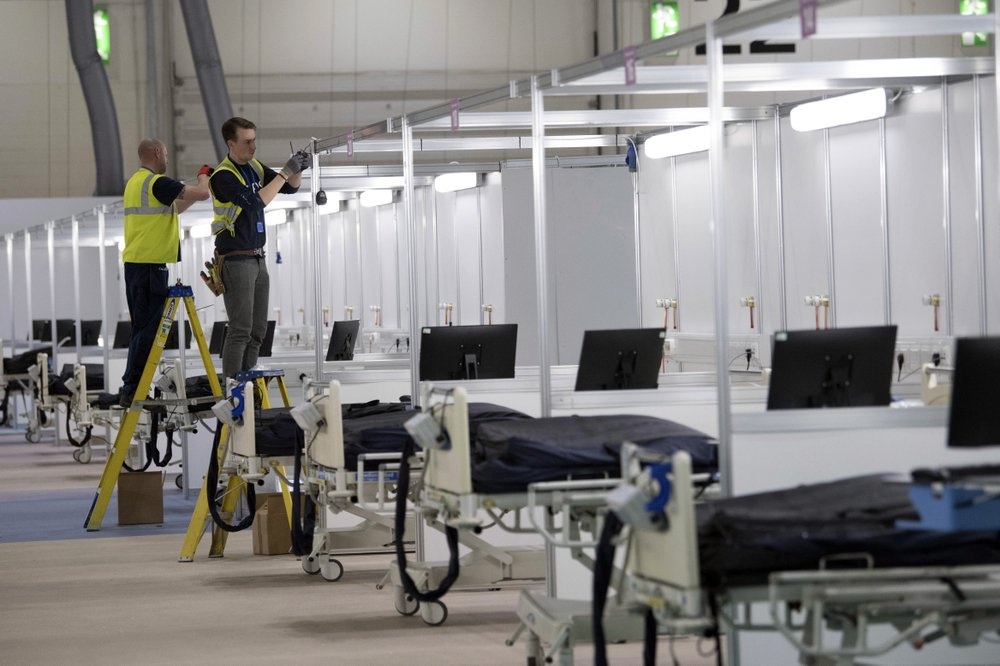 London mo cua benh vien da chien chong Covid-19 anh 5