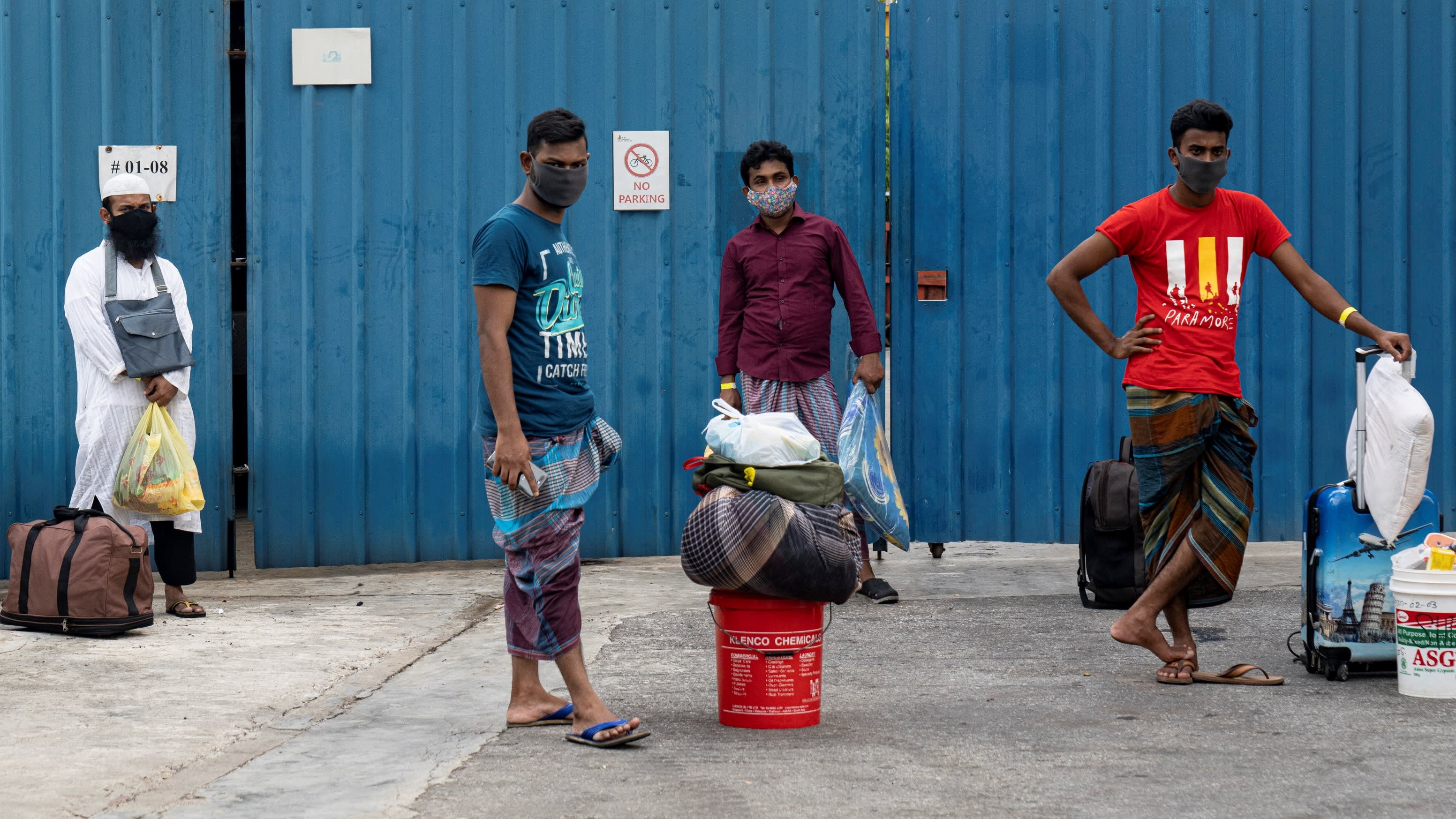 Covid-19 danh trung mac xich yeu nhat anh 1