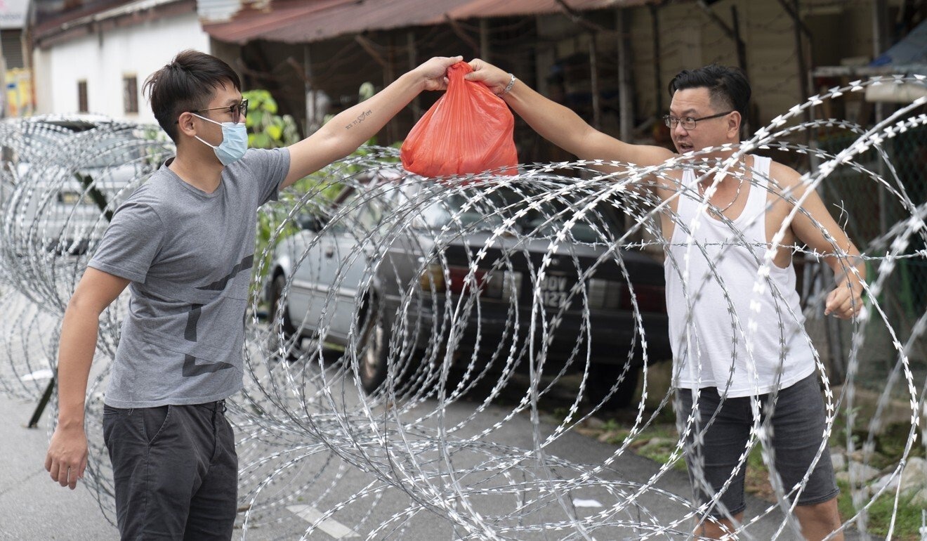 Thu truong Malaysia vi pham phong toa anh 2