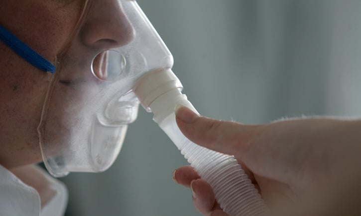 Thieu oxy van noi cuoi - them trieu chung bi an o benh nhan Covid-19 hinh anh