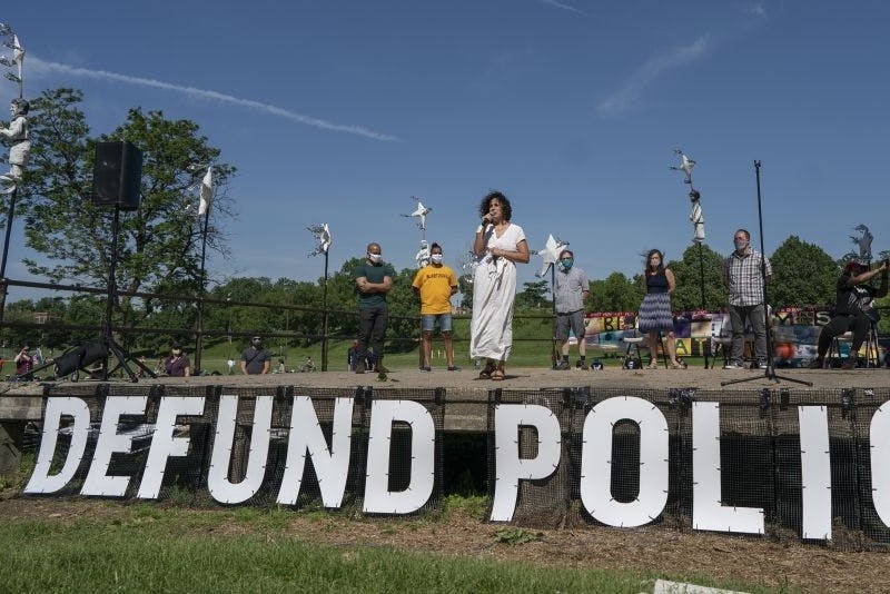 thanh pho My tuyen bo 'do bo so canh sat' anh 1