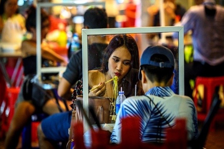 Lanh an 1.446 nam tu vi lua dao giam gia hai san o Thai Lan hinh anh