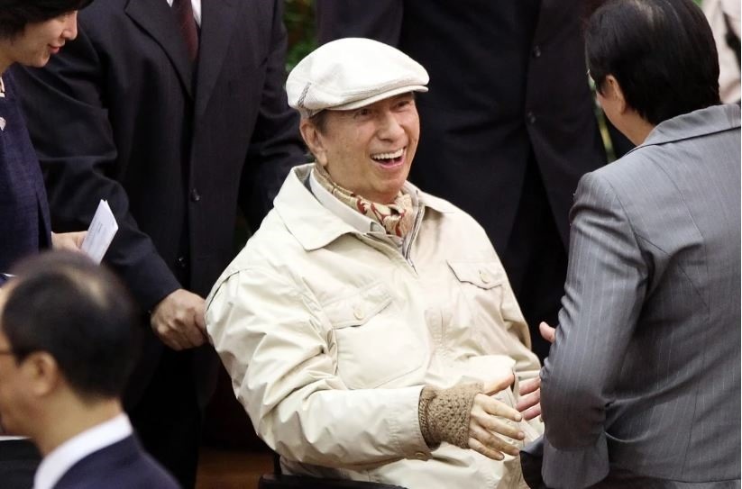 Chau trai 'vua song bac' Macau anh 1