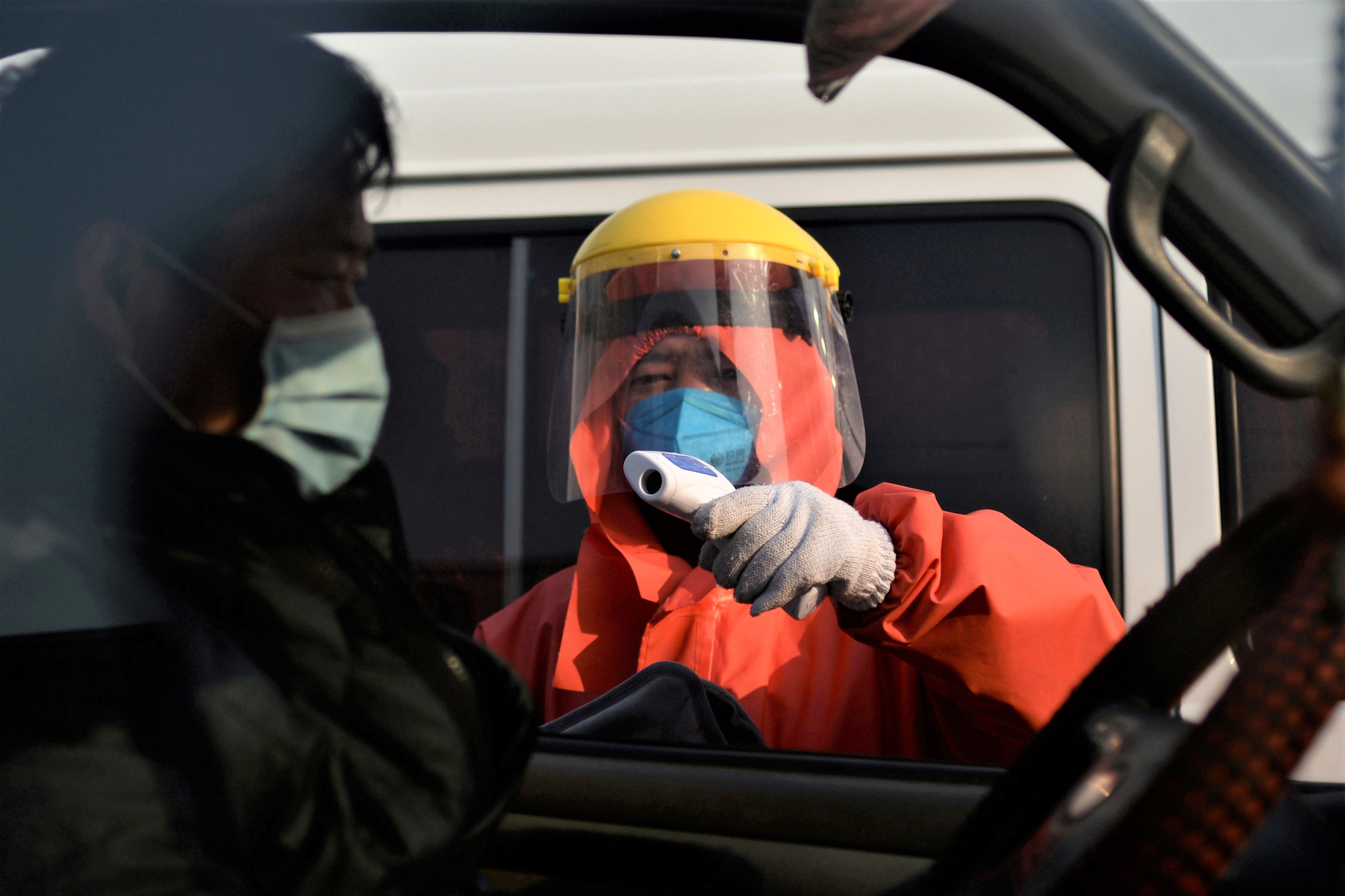 CDC Bac Kinh: Virus corona o cho Tan Phat Dia co goc chau Au hinh anh