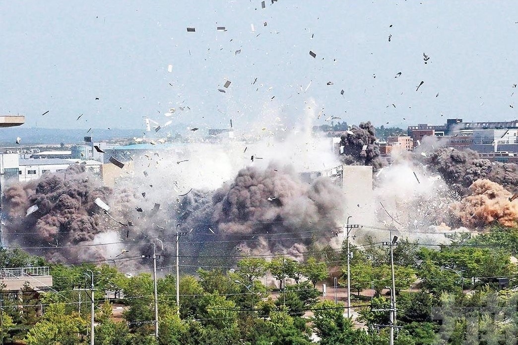 Trieu Tien de doa tra dua 'ngoai suc tuong tuong' voi Han Quoc hinh anh