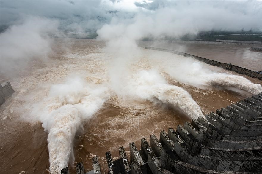 Lu do ve dap Tam Hiep vuot thiet ke chiu dung 17 m hinh anh