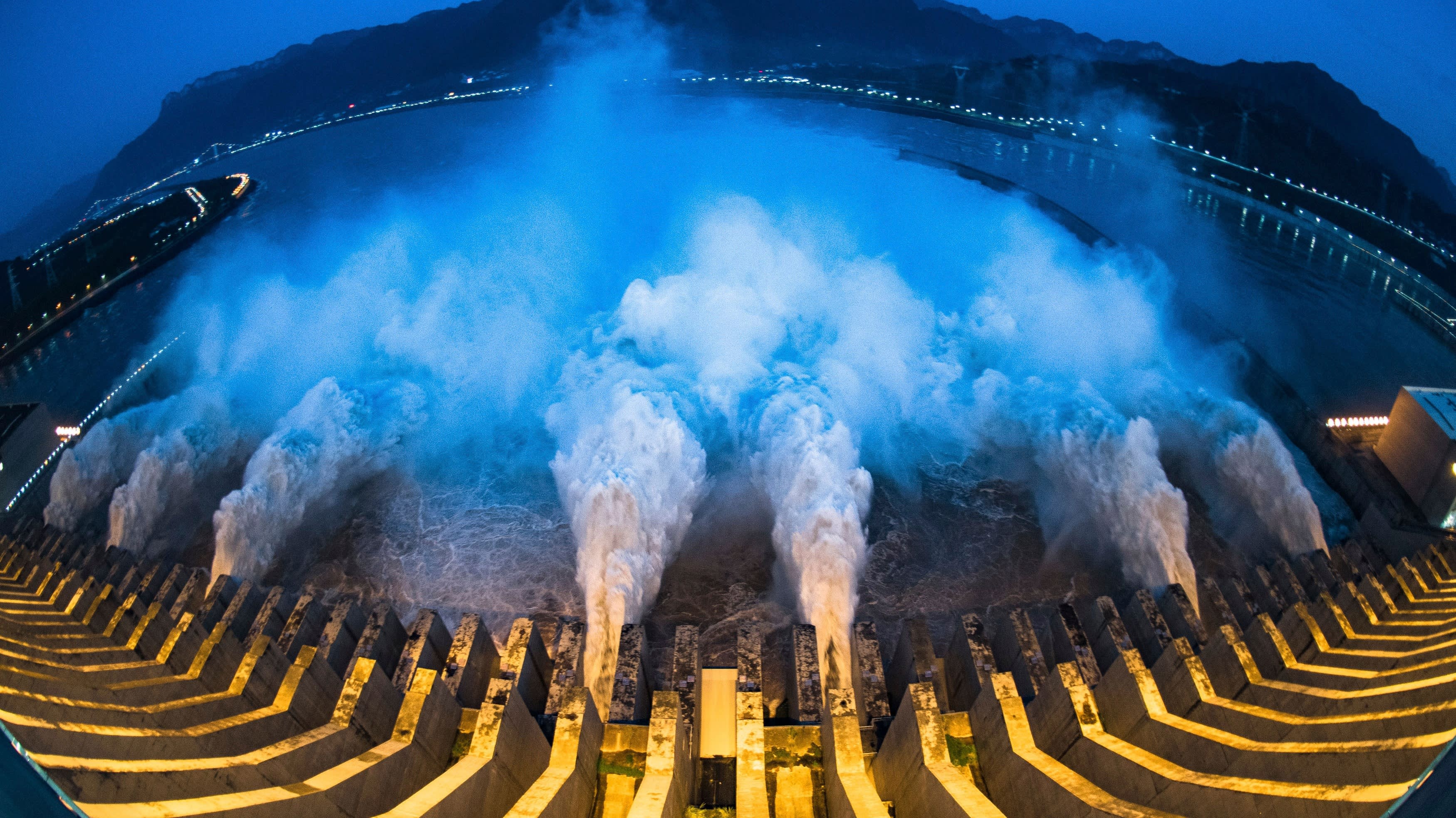 Trung Quoc bao dong do lu lut anh 1