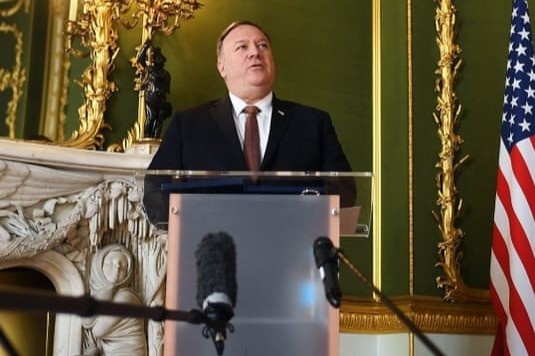 Hop kin tai London, ngoai truong My noi 'nguoi Anh chet vi WHO' hinh anh